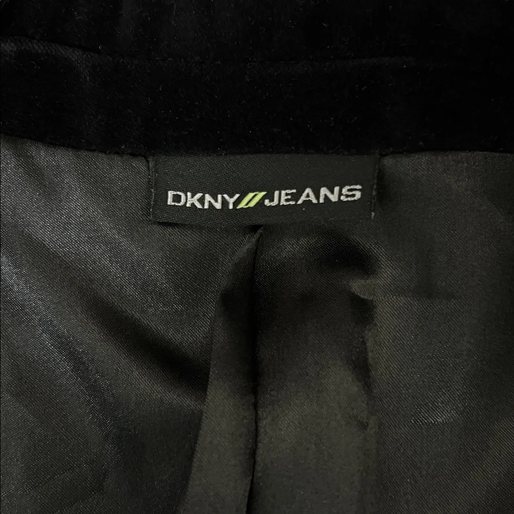 DKNY Classic Black Velvet Blazer – Elegant 2-Button Jacket, Timeless Style
